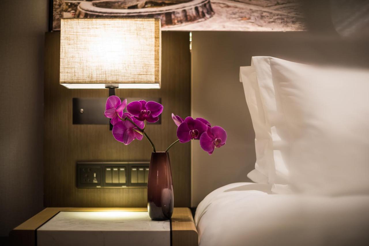 เมอร์เคียว เซี่ยงไฮ้ หงเฉียว เรลเวย์ สเตชั่น Hotel ภายนอก รูปภาพ